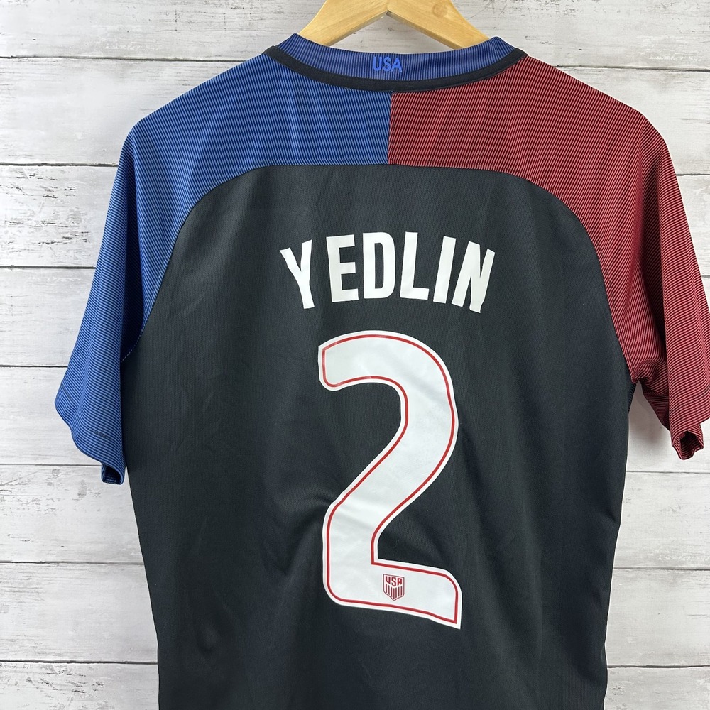 Nike‎ USA Yedlin Men's Jersey #2 2015 Authentic Vapor Size Medium America Soccer - Picture 7 of 13